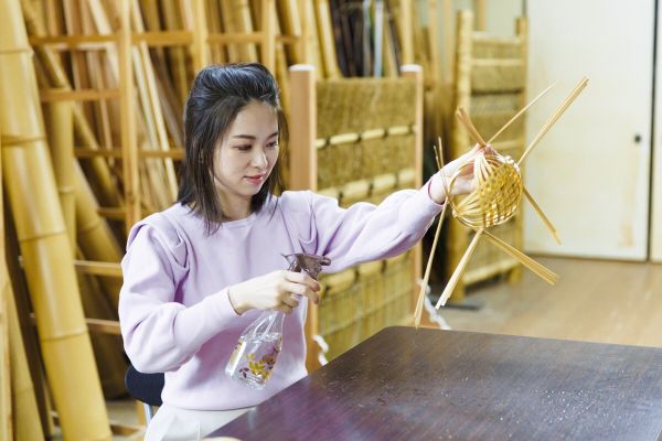 Bamboo Basket Weaving
