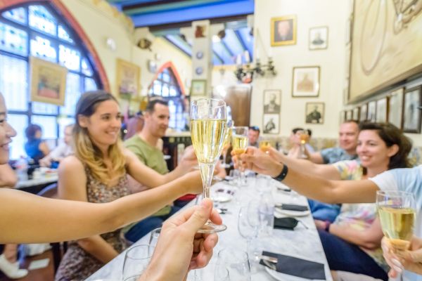 Tapas, Wine, and Culture: A eBike Ride Through Barcelona’s Heart