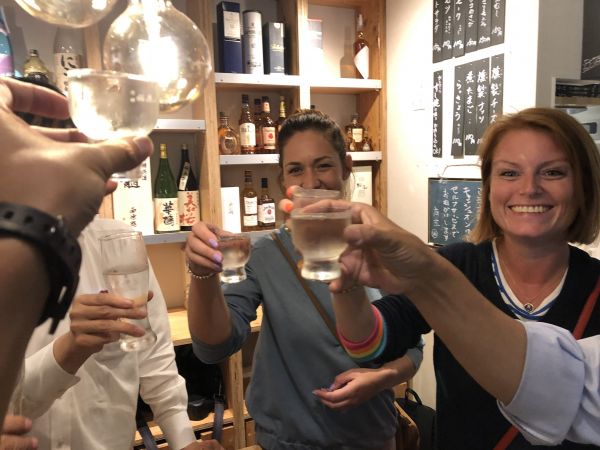 Hiroshima: Local Favorites Private Night Food Tour