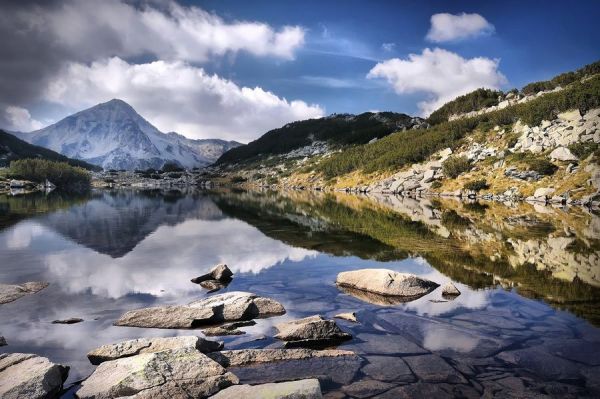 Hiking to the Rila Lakes and Monastery