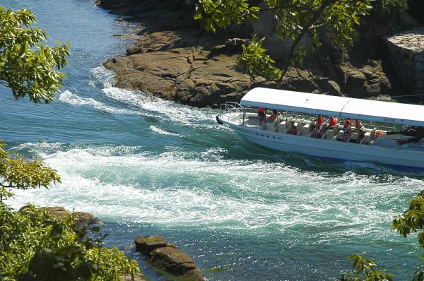 Historic Pirate Coastal Japan Tour（VR Experience ＆Tidal Current Cruise）