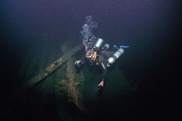 Sidemount Diving