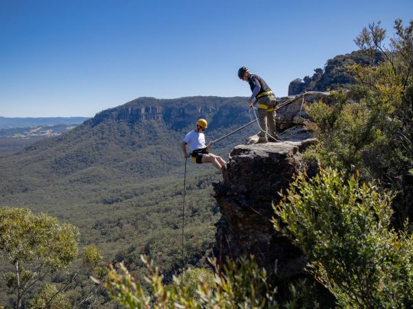 Spectacular Half Day Abseiling Adventure - Blue Mountains